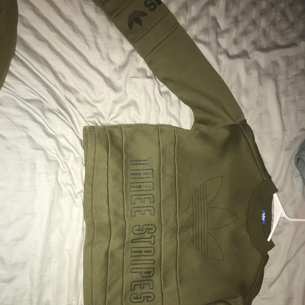 Adidas “Three stripes” Set